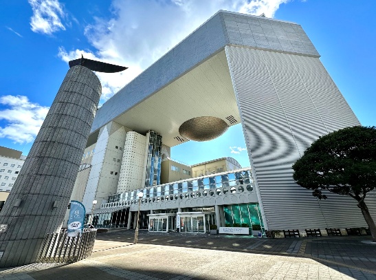 日立シビックセンター外観